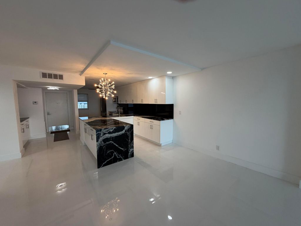 1012 N OCEAN Boulevard #1607, photo 3
