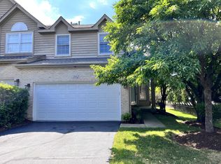 302 Clarendon Hills Rd, Clarendon Hills, IL 60514