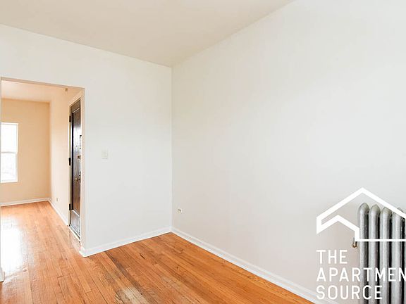 3rd image of 2661 N Spaulding Ave APT 124