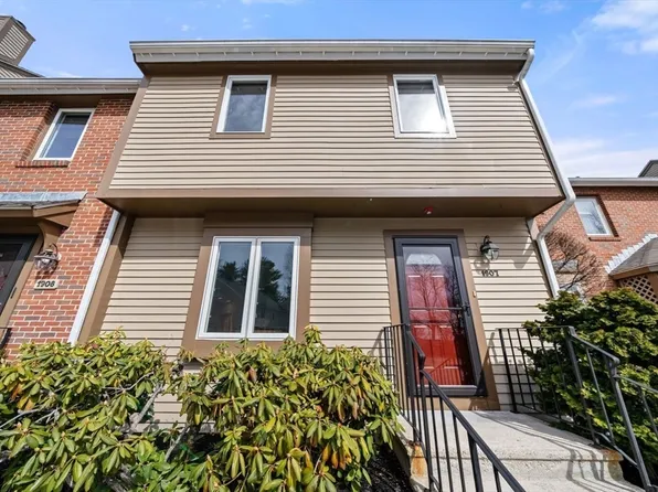 1907 Lewis O Gray Dr Unit 1907, Saugus, MA 01906