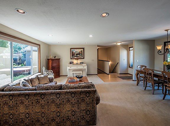 4th image of 1741 Bel Air Ave