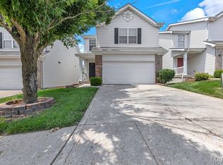 1639 Hurstborough Manor Dr, Hazelwood, MO 63042