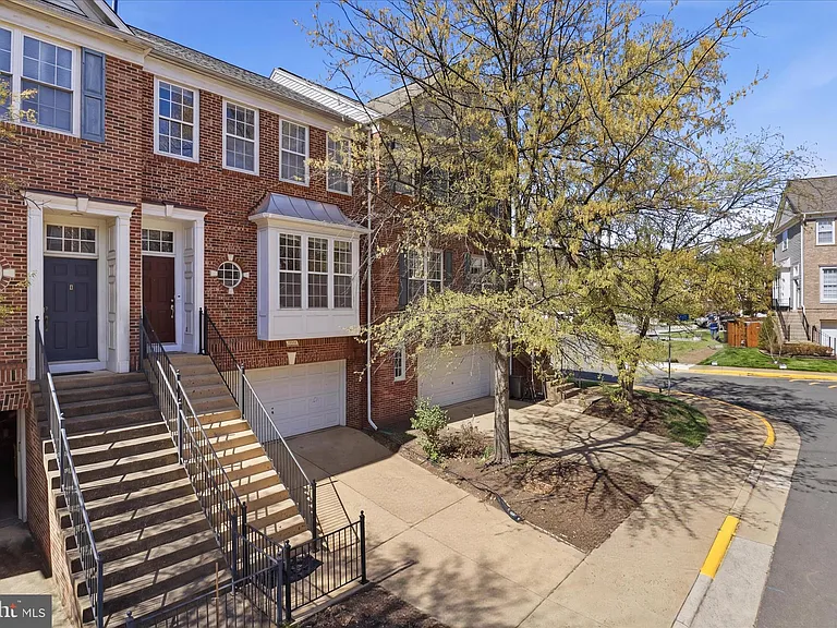 12872 Fair Valley Ct — Photo 1