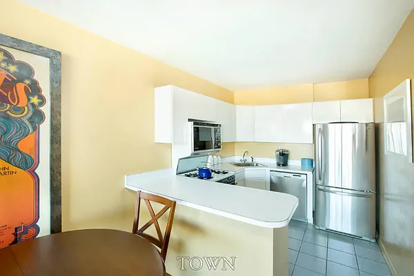 Sold by Town Residential | media 3