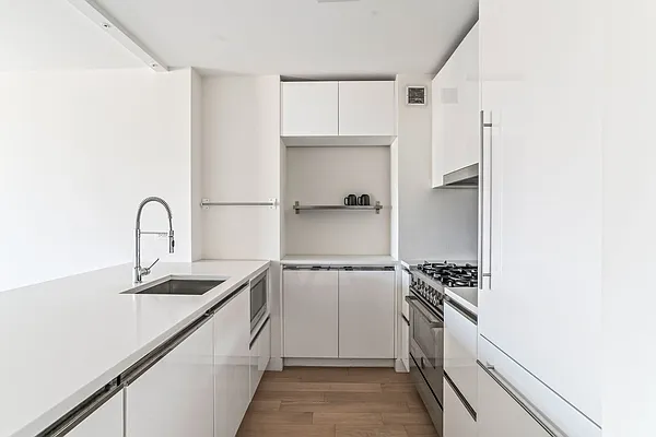 Rented by Compass | media 6