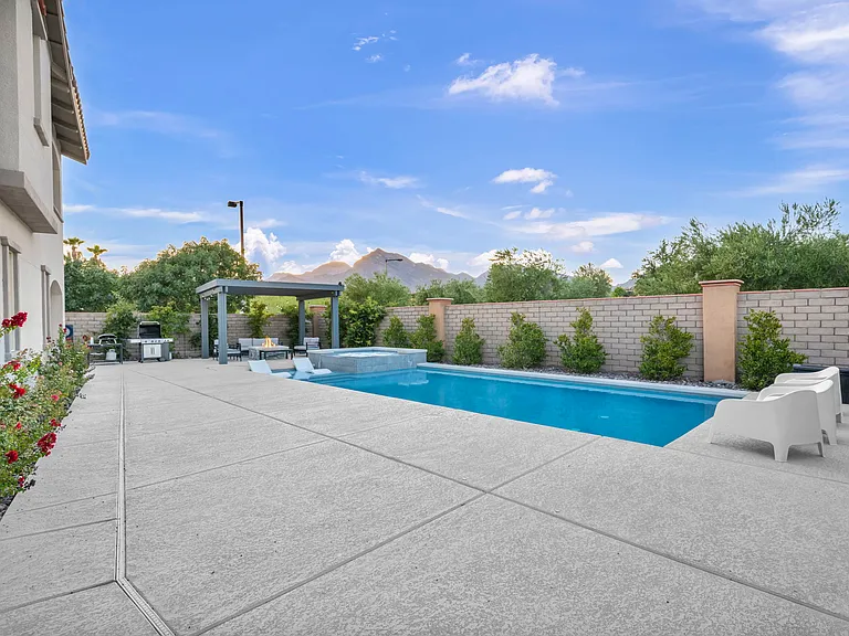 233 Castellari Dr — Photo 71