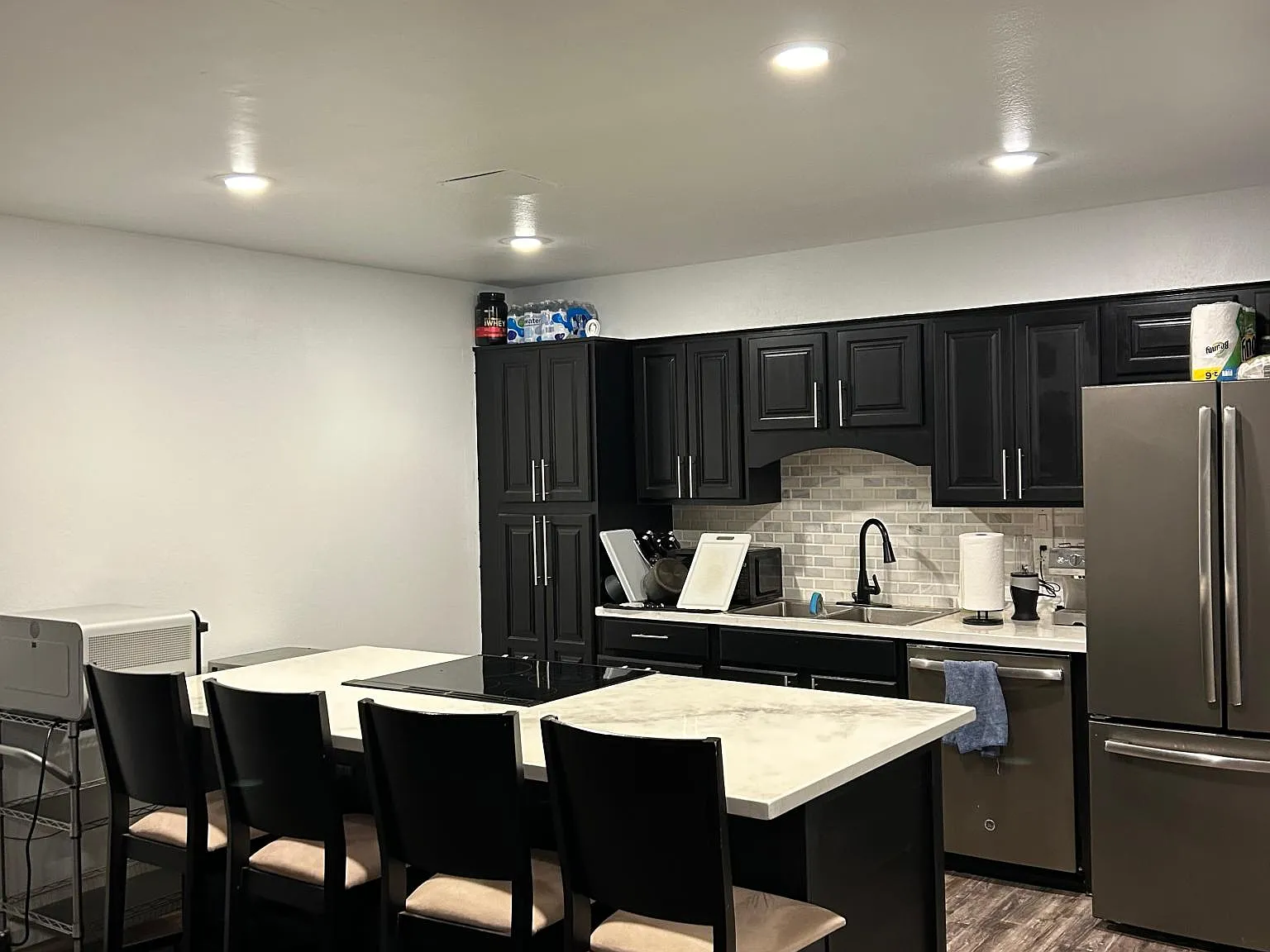 3 bed, 1288 sqft, $2,450 — Photo 1
