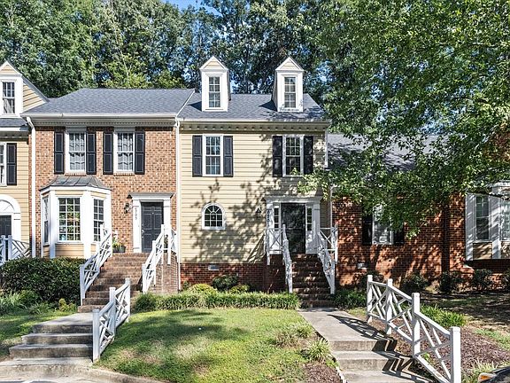 2nd image of 6707 Queen Annes Dr