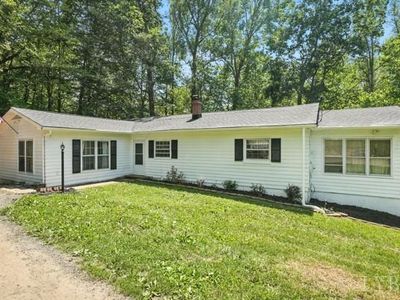 2471 Trent Hatchery Rd, Appomattox, VA, 24522