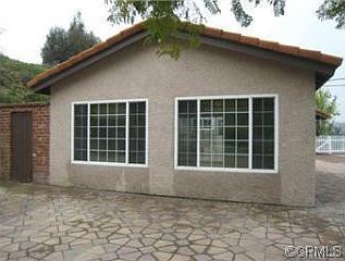3rd image of 105 S Eucalyptus Dr