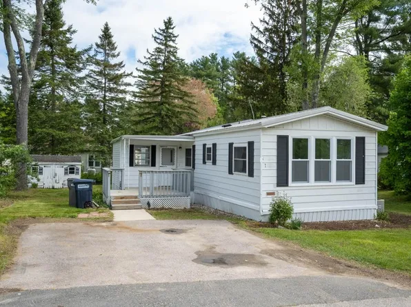 7 Knights Lane, Epsom, NH 03234