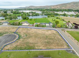 137037 Blaze Ct, Prosser, WA 99350
