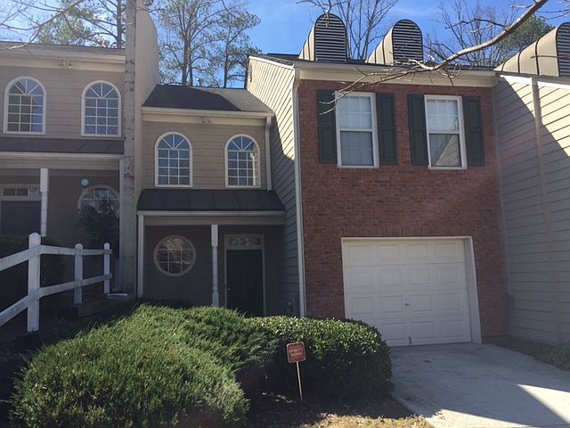 1st image of 316 Parkview Manor Dr