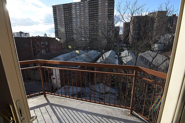 Sold by Ilite Realty Inc | media 2