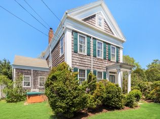 2214 Montauk Hwy, Bridgehampton, NY 11932