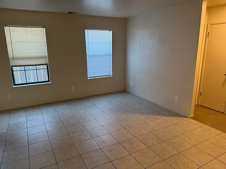 3155 Niagra St #130 — Photo 6