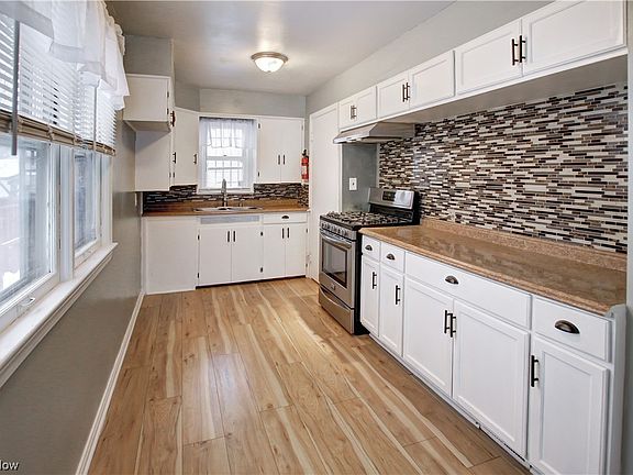 2nd image of 10905 Dale Ave