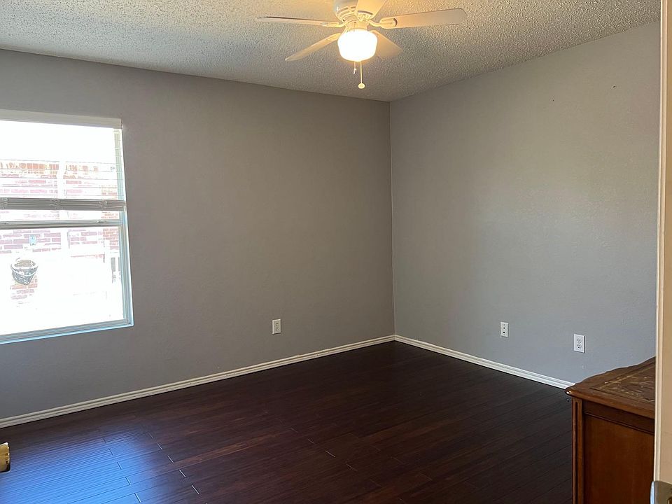 1st image of 3519 Saguaro Dr