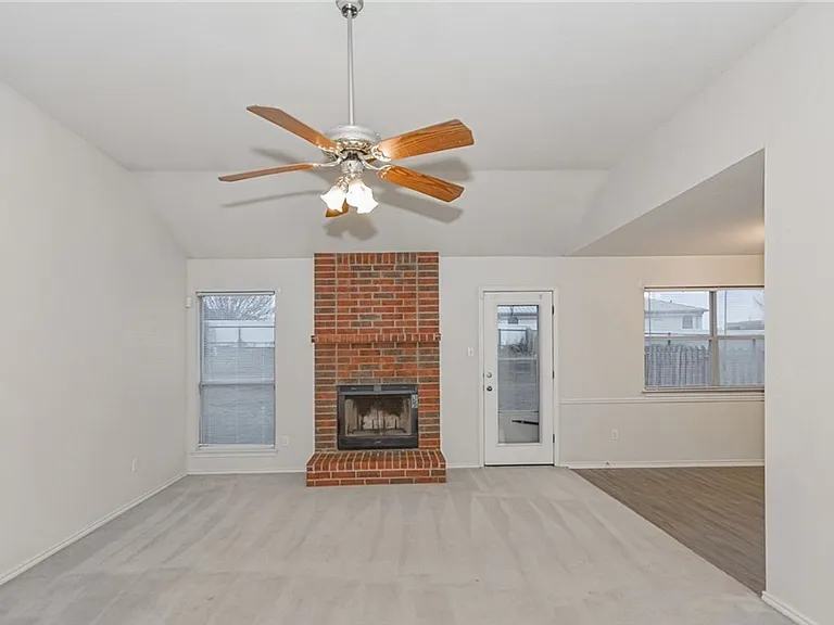 3109 Rampart Loop — Photo 3