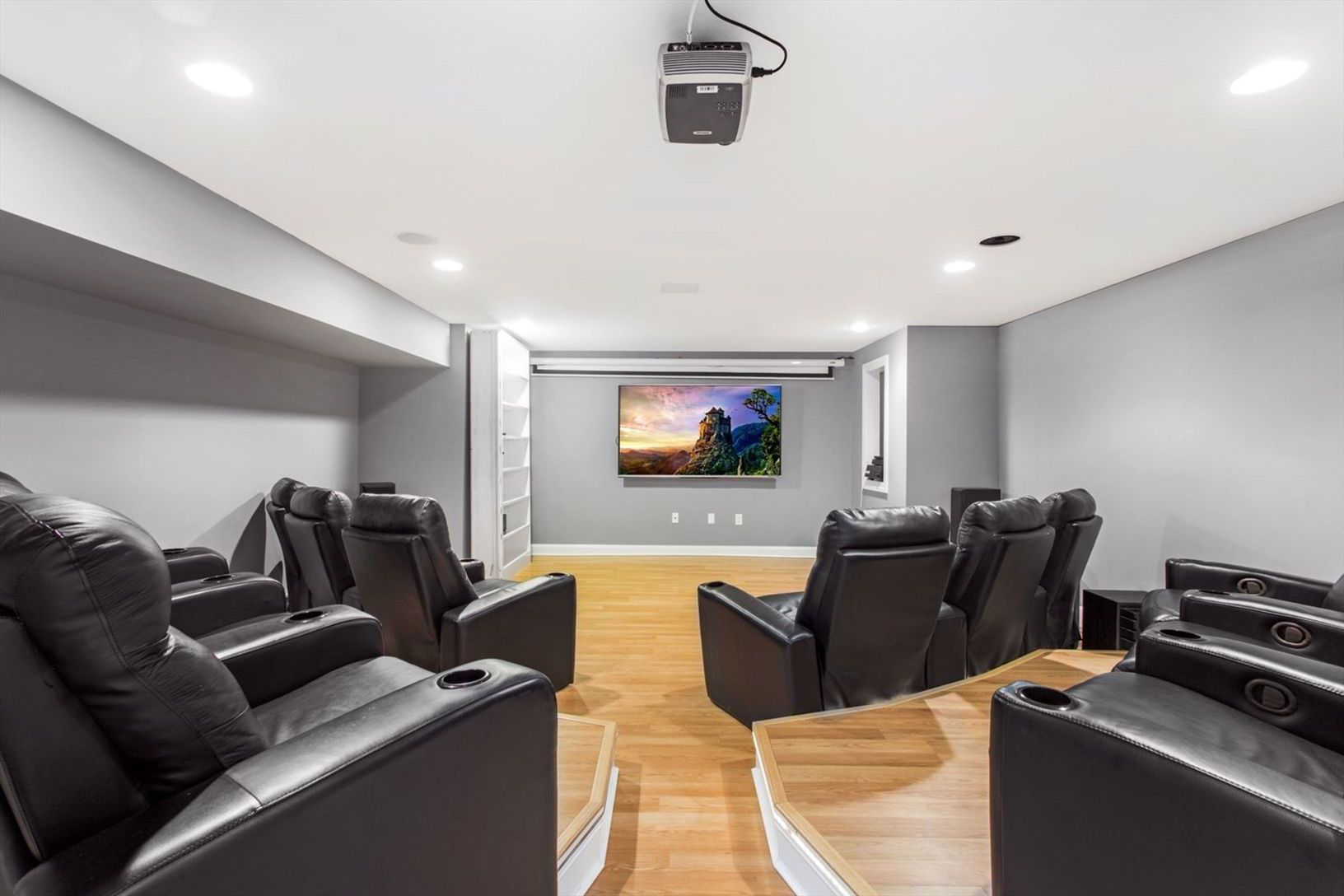  Media Room