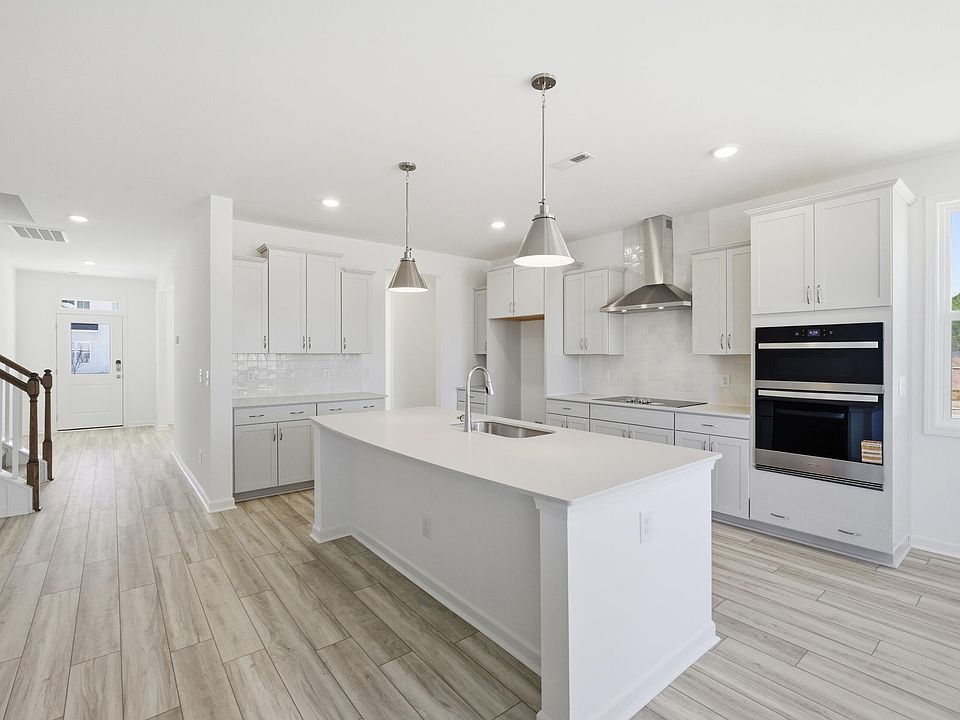 2nd image of 364 Brindle Dr