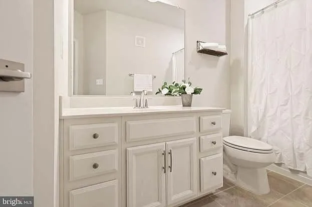 23257 Southdown Manor Ter #101 — Photo 21