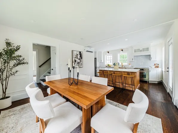 8 Horace Rd, Belmont, MA 02478
