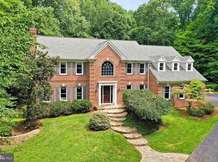 12406 Shari Hunt Grv, Clifton, VA 20124