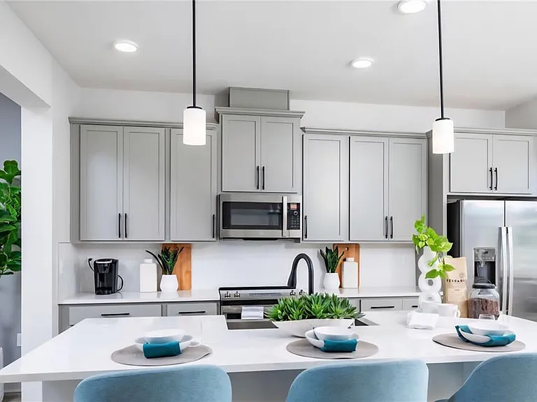 15212 Tribute Ovation Way — Photo 2
