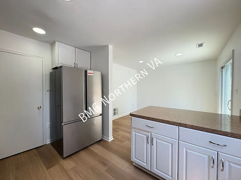8763 Bretton Woods Dr — Photo 10