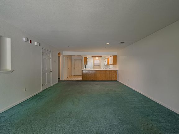 4th image of 350 S Wildwood Dr #3