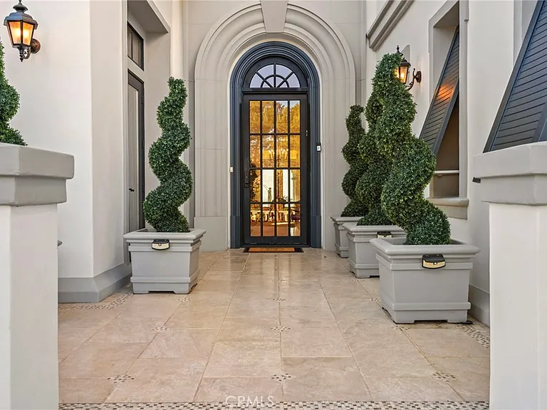 7 Vista Luci — Photo 3