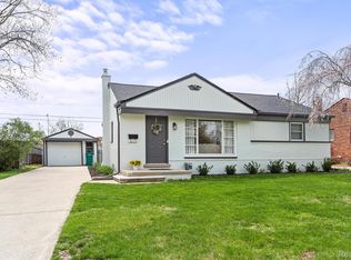 31701 Lamar Dr, Farmington, MI 48336 | Zillow