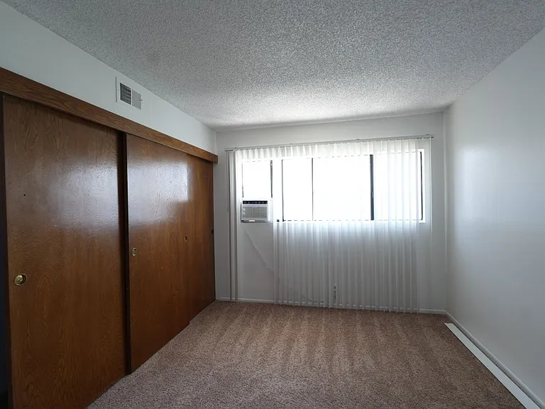 8040 Stewart And Gray Rd — Photo 9