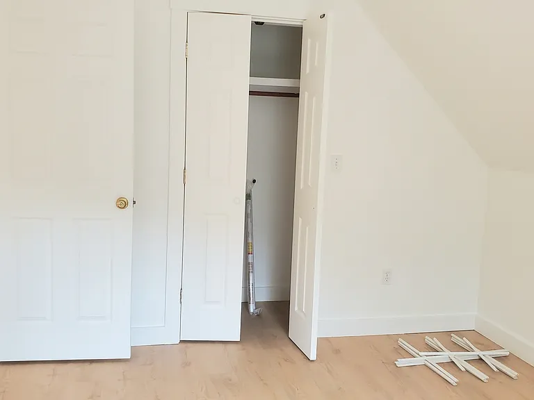 79 Gloucester Hill Rd — Photo 5
