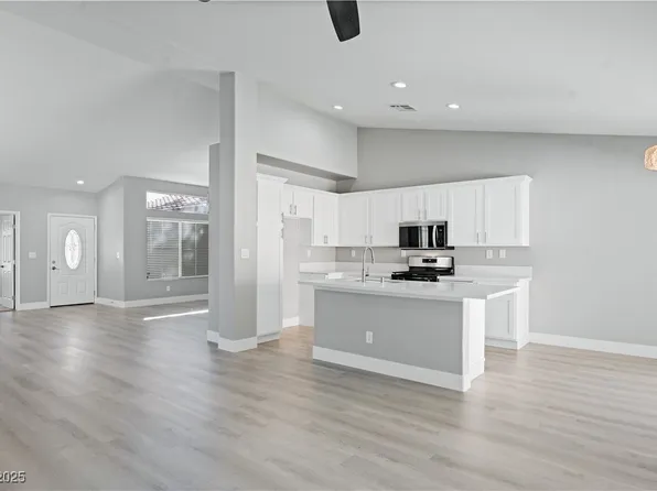 1910 Night Shadow Ave, North Las Vegas, NV 89031