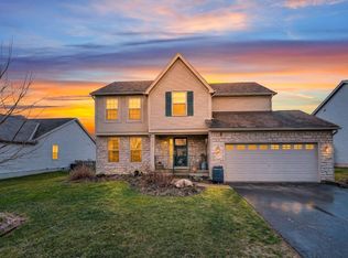 4457 Knoll Crest Dr, Grove City, OH 43123