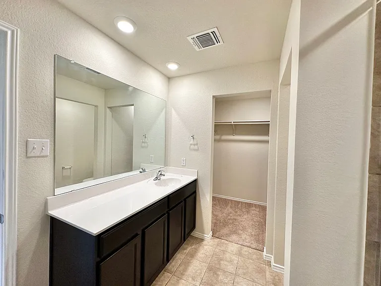 5911 Harriet Tubman Ave — Photo 14