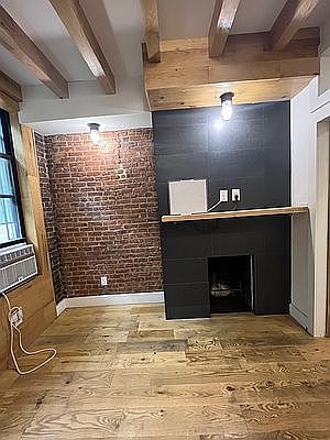 4th image of 40 Horatio St #4