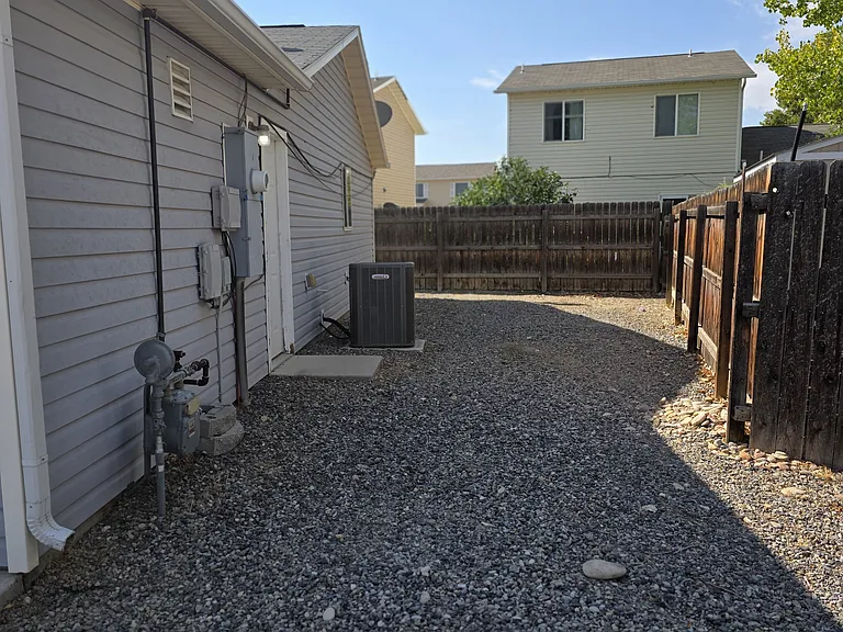 2837 Margo Ct — Photo 5