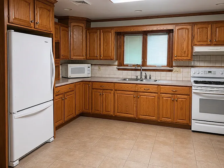 5391 Chapmans Rd #2 — Photo 2
