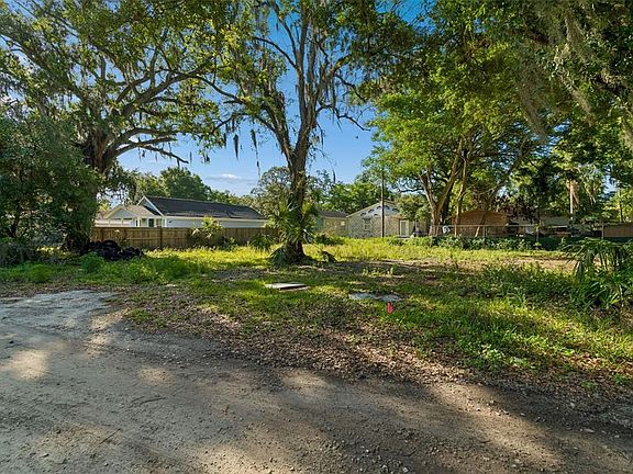 3rd image of 1401 DRANE STREET SE LOT 10