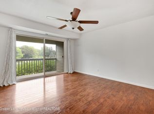 1717 Maple Rdg #45, Haslett, MI 48840