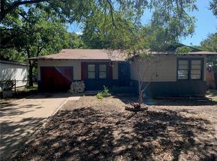 2817 Canton Dr, Fort Worth, TX 76112