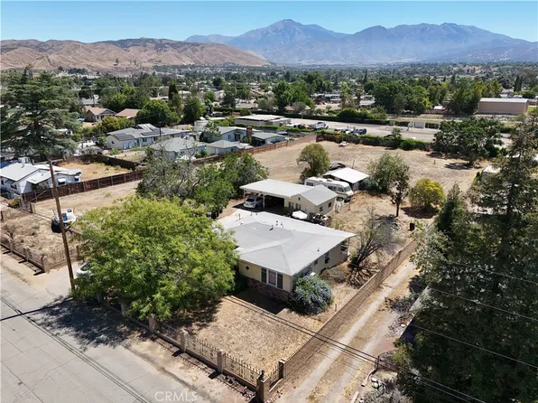 12583 15th St, Yucaipa, CA 92399
