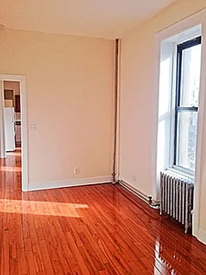 Rented by Besmatch Real Estate Inc | media 33