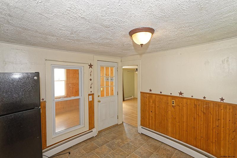 5th image of 52 BLEEKER Street