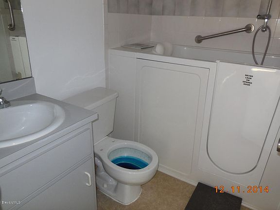 4th image of 1372 Illinois St NW