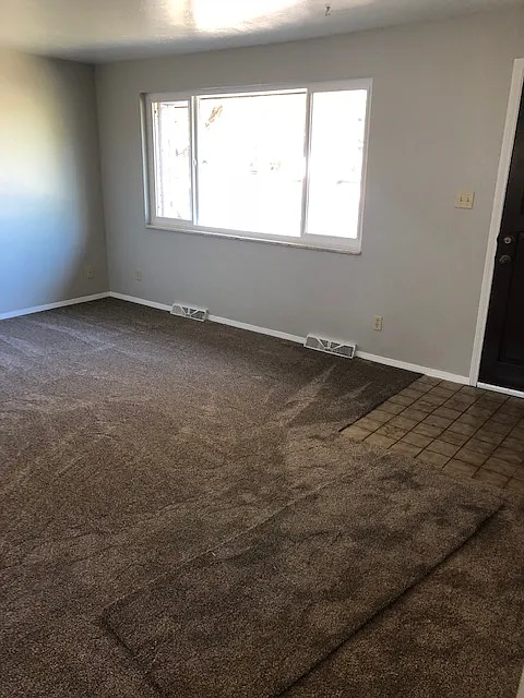 2 bed, 905 sqft, $2,350 — Photo 2