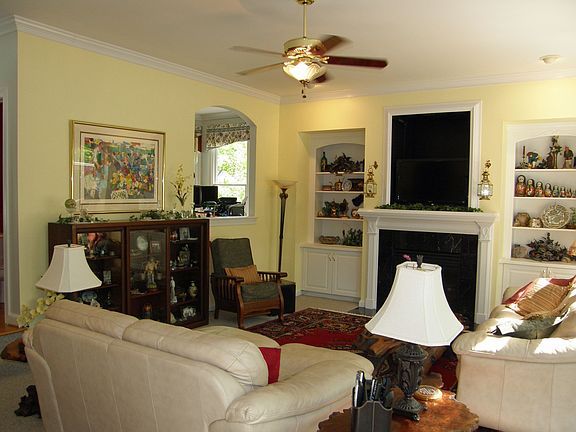 5th image of 11322 Magnolia Pl